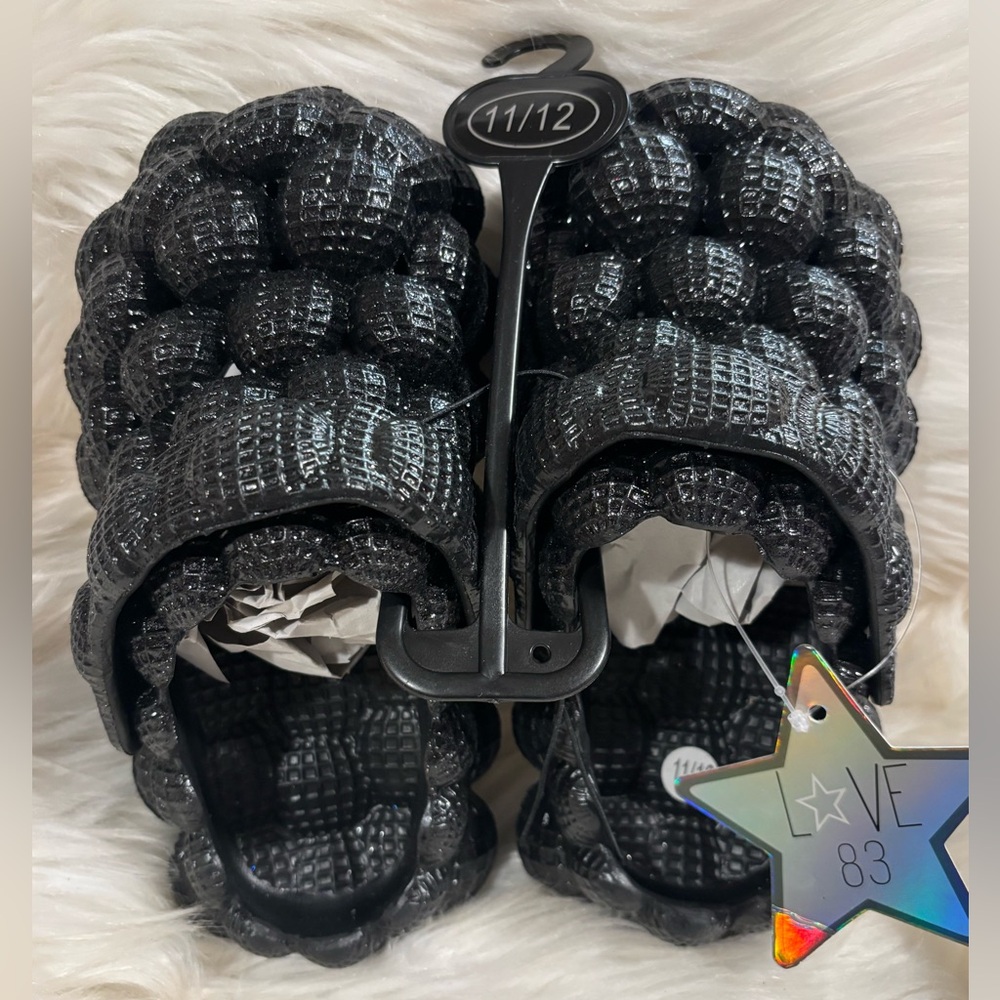 Kids Love Sparkly Black Bubble Shoes Size 11/12
